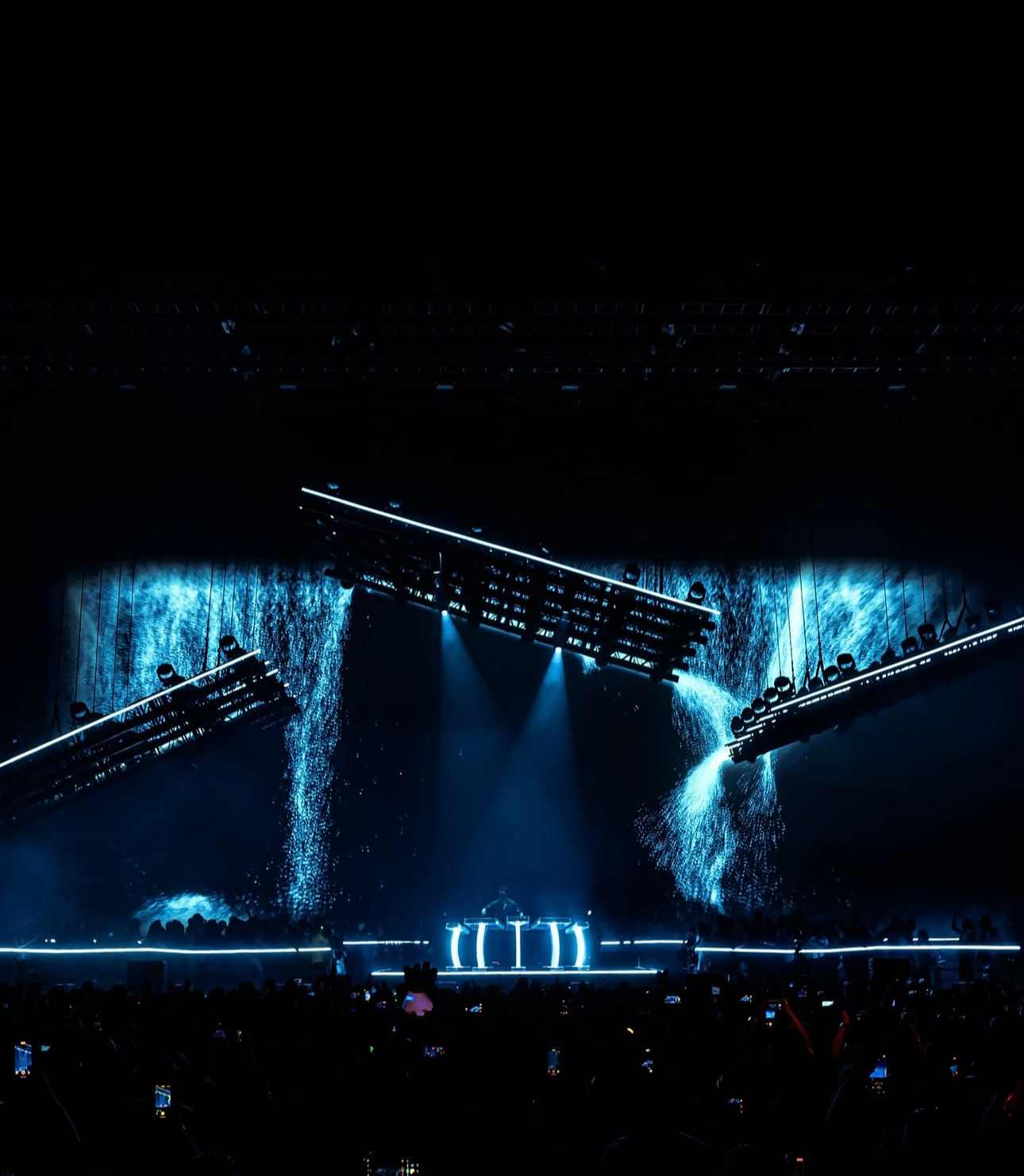 TIËSTO - PRISMATIC TOUR HOLOGRAPHIC DIAMOND STAGE